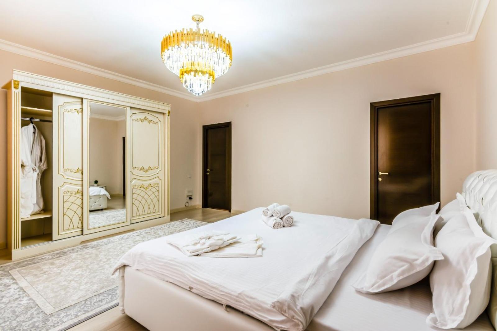Apartment нурлы тау 258 *